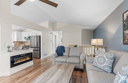 Saint Michael House | MINNeSTAY* Meadows Retreat