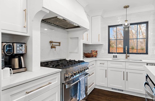 Wayzata House | MINNeSTAY* Wayzata Cove