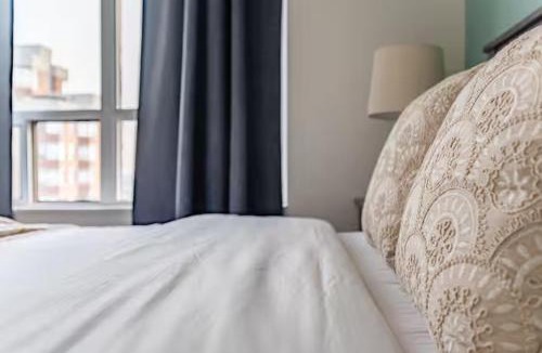 Downtown Mississauga Apartment | Mississauga Downtown Condos