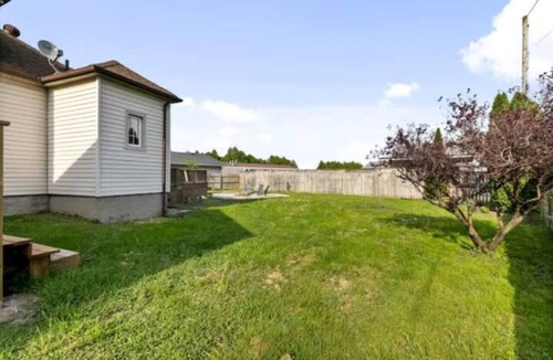 LaSalle House | Modern 1BR Guesthouse | Near Marina & Golf