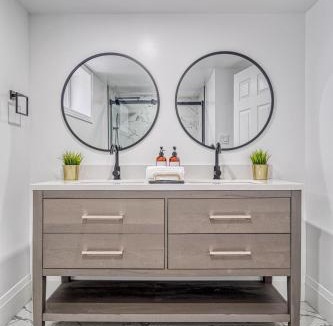 St. Catharines Apartment | Modern 3 Bdr Homeapt Mins To Notlwineriesfalls