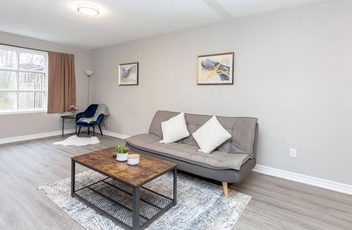 London Apartment | Modern and Comfy * 5 BR Home