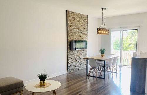 Embrun House | Modern and Cozy three bedroom home