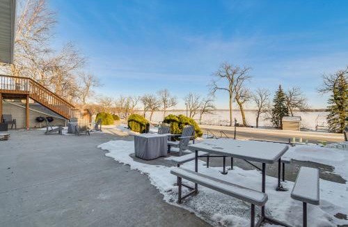 Detroit Lakes Apartment | Modern Apt on Detroit Lake with Dock Access!