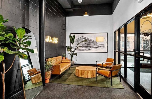 Duluth Apartment | Modern Apt w/Gym, Elevator, Coffee Shop | 325