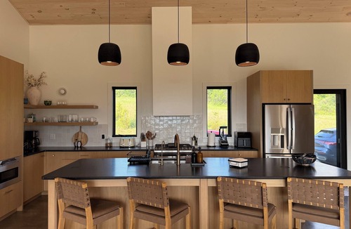 Hobart House | Modern Catskills barnhouse · sauna · 16 acres