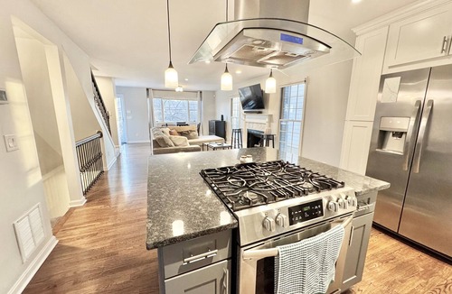 Columbia-Tusculum House | Modern & Charming 2-bedroom Home Minutes from Downtown!