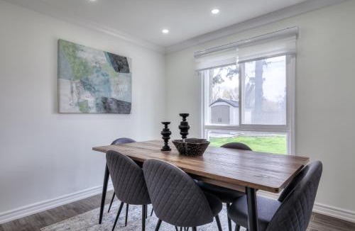 Richmond Hill Villa | Modern Designed 1BR Studio in Quite Neighborhood
