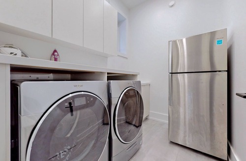Midtown Toronto House | Modern Luxury 5 Bedroom House - Midtown Toronto