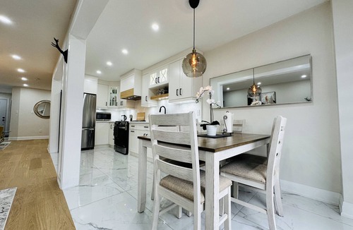 Meadowvale Village House | Modern Mississauga home near airport with 2 parking spots, patio, & dining space