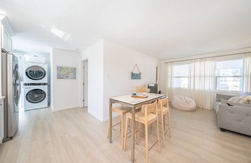 North Cape May House | Modern, open plan beach house - 2 blocks to the bay beach