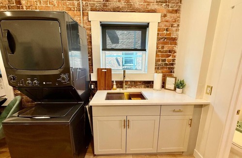 Moncton Apartment | Modern Rustic Luxury - 1 Bdrm