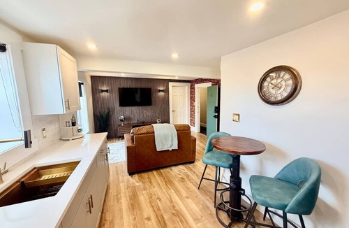 Moncton Apartment | Modern Rustic Luxury - 1 Bdrm