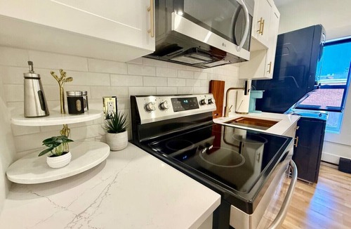 Moncton Apartment | Modern Rustic Luxury - 2 Bdrm