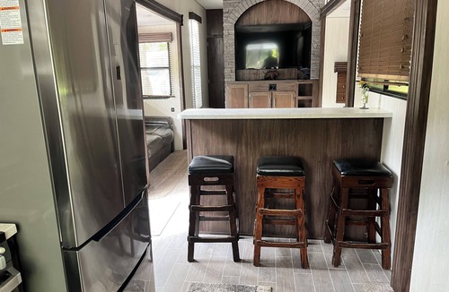 Grand Rapids House | Modern RV come “GLAMP” in style.
