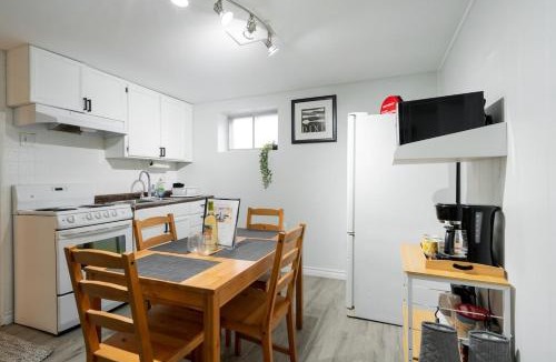 Brampton Apartment | Modern & Spacious 2BR 2BA Suite All Amenities Included