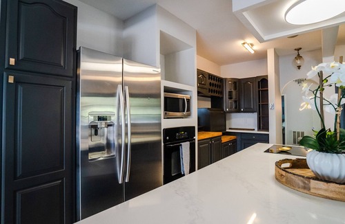 Augusta Cottage | Modern Waterfront Cottage With Heated Pool by 1000 Islands!