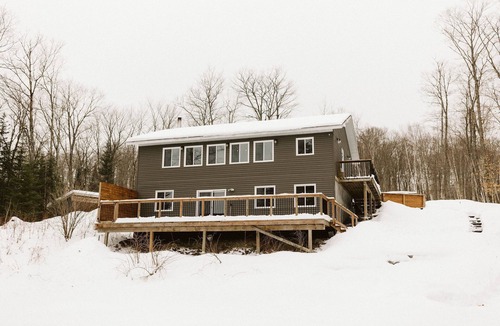 Eagle Lake Cabin | Mokki Stay – Your Private Forest Retreat & Getaway