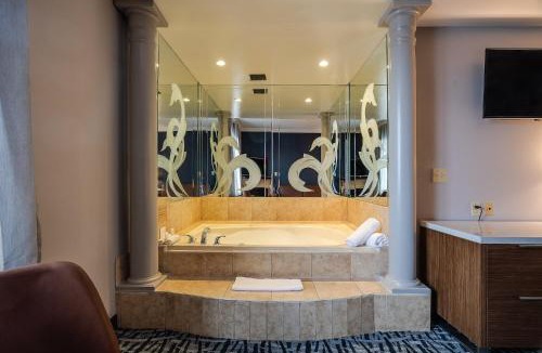 Mississauga Hotel | Monte Carlo Inn Toronto West Suites
