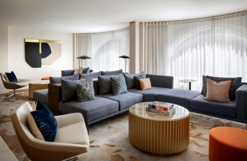 Downtown Montreal Hotel | Montreal Marriott Chateau Champlain