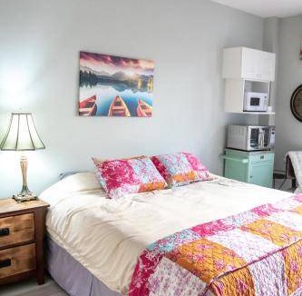 Bracebridge House | Motel ∙ 2 guests