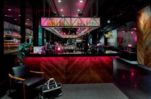Uptown Hotel | MOXY Minneapolis Uptown