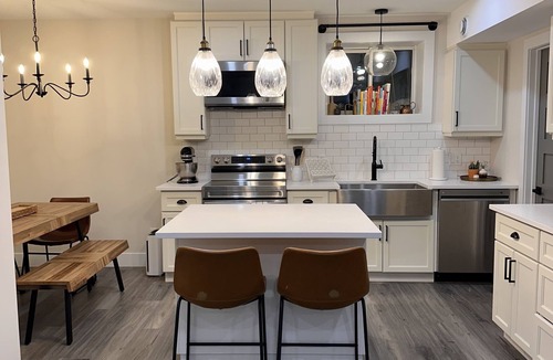 The Nation Apartment | M’s Studio - Private Modern Luxury Apartment (close to Calypso Waterpark)
