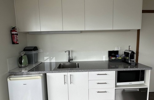 Stepneyville Apartment | Munro Manor 54 Britannia Heights Stepneyville Nelson 7010
