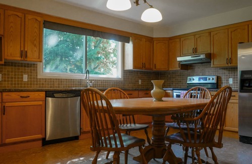 Port Severn House | Muskoka Four Bedroom House on the Lake