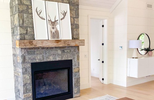 Bracebridge House | Muskoka Spence Lake Cottage Retreat - NEW HOME