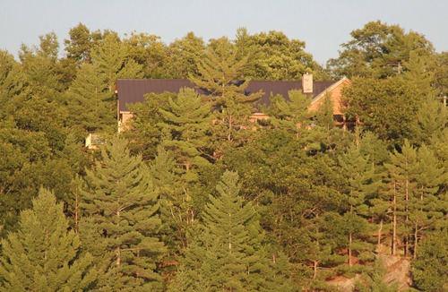 Gravenhurst Cottage | Muskoka Waterfront Cottage on 54 acres, 10 minutes from Gravenhurst