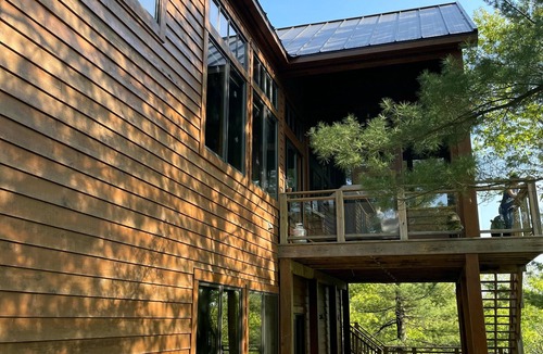 Gravenhurst Cottage | Muskoka Waterfront Cottage on 54 acres, 10 minutes from Gravenhurst