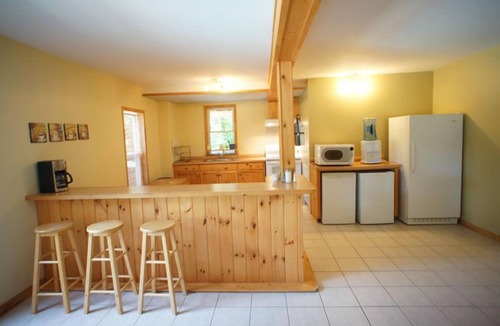 North Frontenac Cottage | Myers Cave Resort