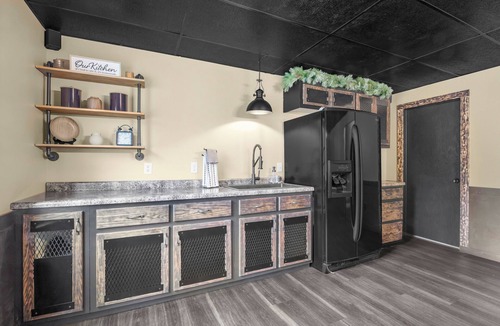 Ham Lake House | Natural tranquility meets city convenience at The Unicorn.