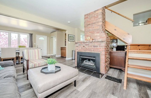 Burlington Cottage | Nature Lovers' cottage on the escarpment with gorgeous views - 5 min to downtown