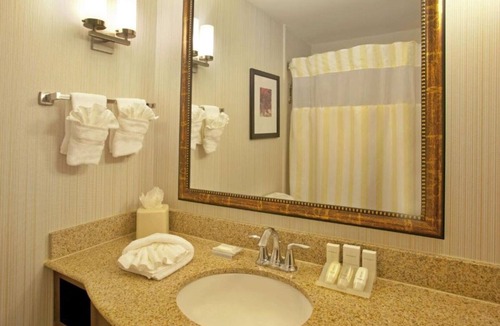Eden Prairie House | Near offices, Canterbury Park racing