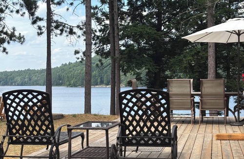 Madawaska Valley Cottage | *New*Barry's Bay Cottage on Trout Lake -close to all amenities!