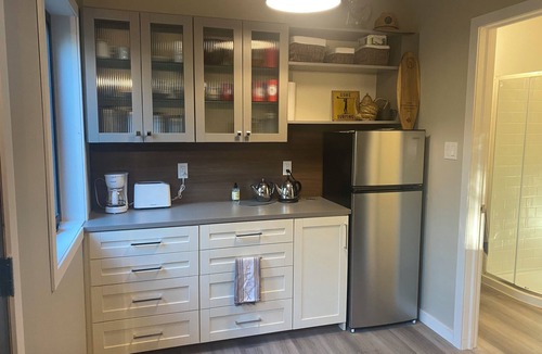 Frontenac Cabin | NEW! Bunkie on Cranberry Lake on the Rideau Canal
