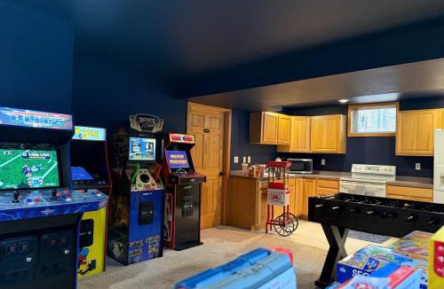 Crosslake House | NEW DESIGN Summer on Chain of Lakes Kings Game Rm