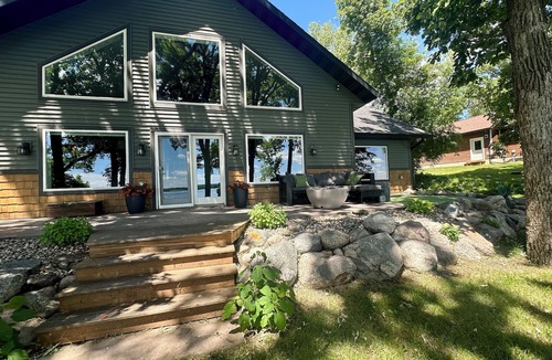 Battle Lake House | NEW! Serene lakeside cabin with crystal clear waters on Eagle Lake.