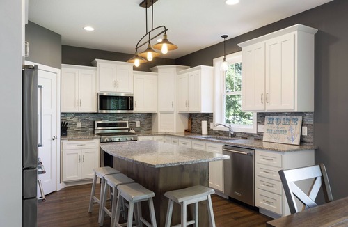 Grandy House | Newer Lakehouse on 100ft of Shoreline