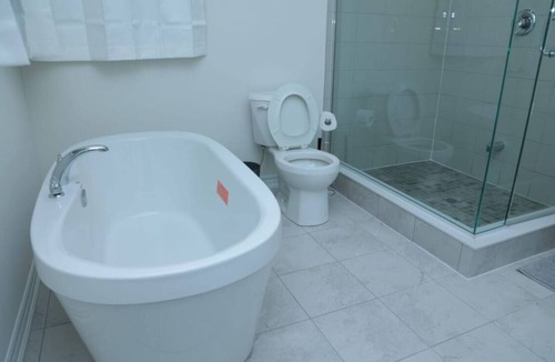 Pickering House | Newly Built Spacious Retreat: 3BDR & 2.5 Bath