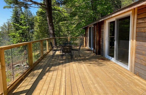 Central Frontenac Cottage | Newly renovated 2-bedroom waterfront cabin in Maberly is waiting for you.