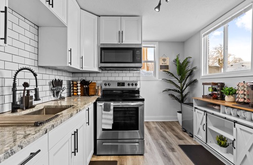 Crystal Apartment | Newly Renovated 2 Bedroom apartment.