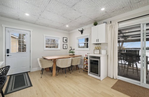 Trent Hills Cottage | Newly renovated 4 season, 3-bedroom Cottage with Hot Tub!