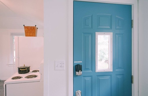 Crosby House | Newly Renovated Cozy 3 Bed, Bike Trails, Shopping, Food, Near Lake, Near Park!