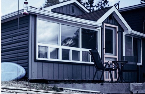 Faraday Cottage | Newly Renovated Lake Cottage, 10 Mins From Bancroft, Beautiful Sandy Beach!