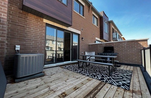 Newmarket House | Newmarket's Finest: Luxury 4BR Townhouse with Top Amenities