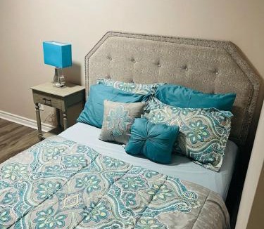 Pickering Apartment | Nice and Cozy 2 Bed Bsmt Apt