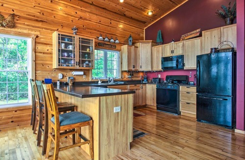 Pequot Lakes House | Nisswa! Privacy! Stunning sunsets! Cabin on Loon Lake!